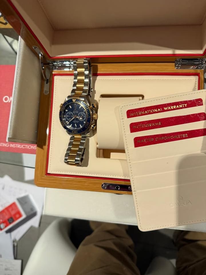 Omega Seamaster Planet Ocean Chronograph Complete fully working watch with box / papers / manuals etc