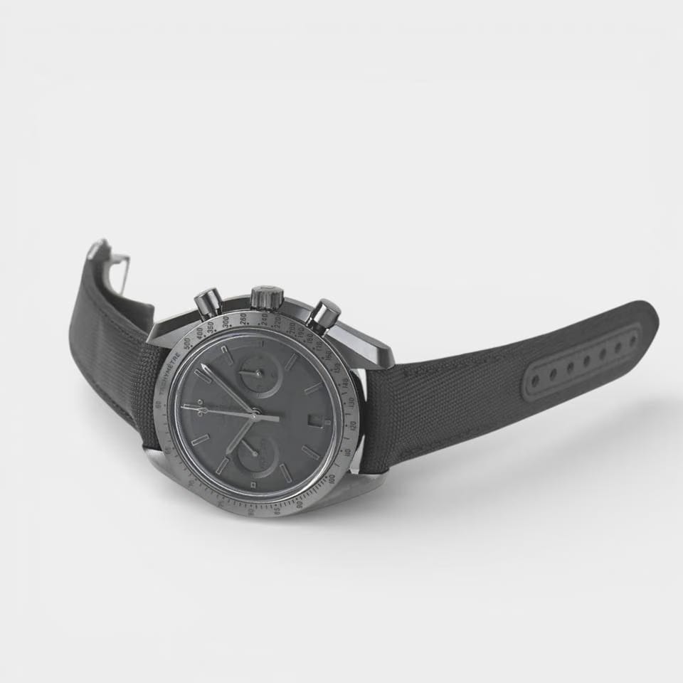 Omega Speedmaster Ceramic / 44.25 mm / Box&Papers / 310.92.44.51.01.003