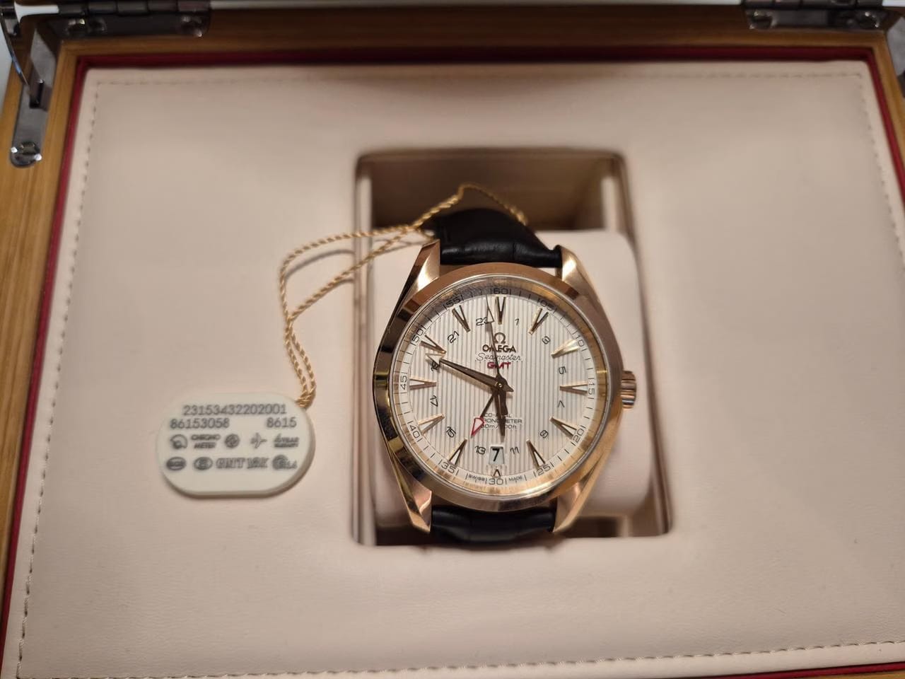 Omega Seamaster Aqua Terra Gmt Full Set original Sticker ungetragen