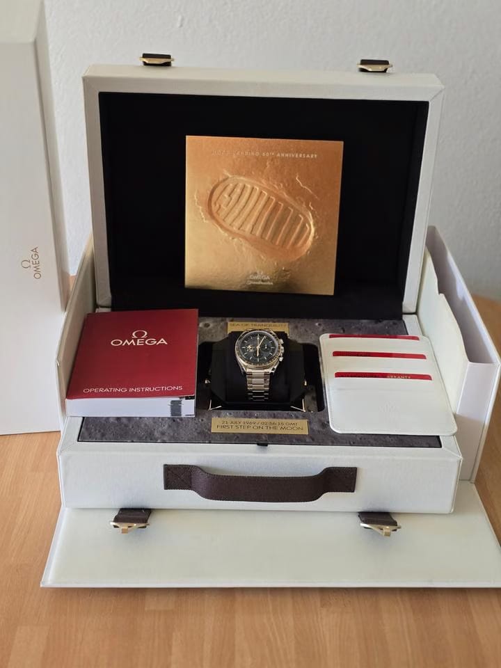 Omega Speedmaster Professional Moonwatch Apollo 11 Full set Special Edition 50th Anniversary