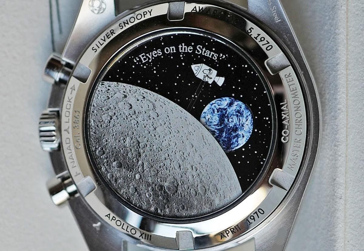 Omega Speedmaster Professional Moonwatch Silver Snoopy Award Co-Axial Chronograph 42mm