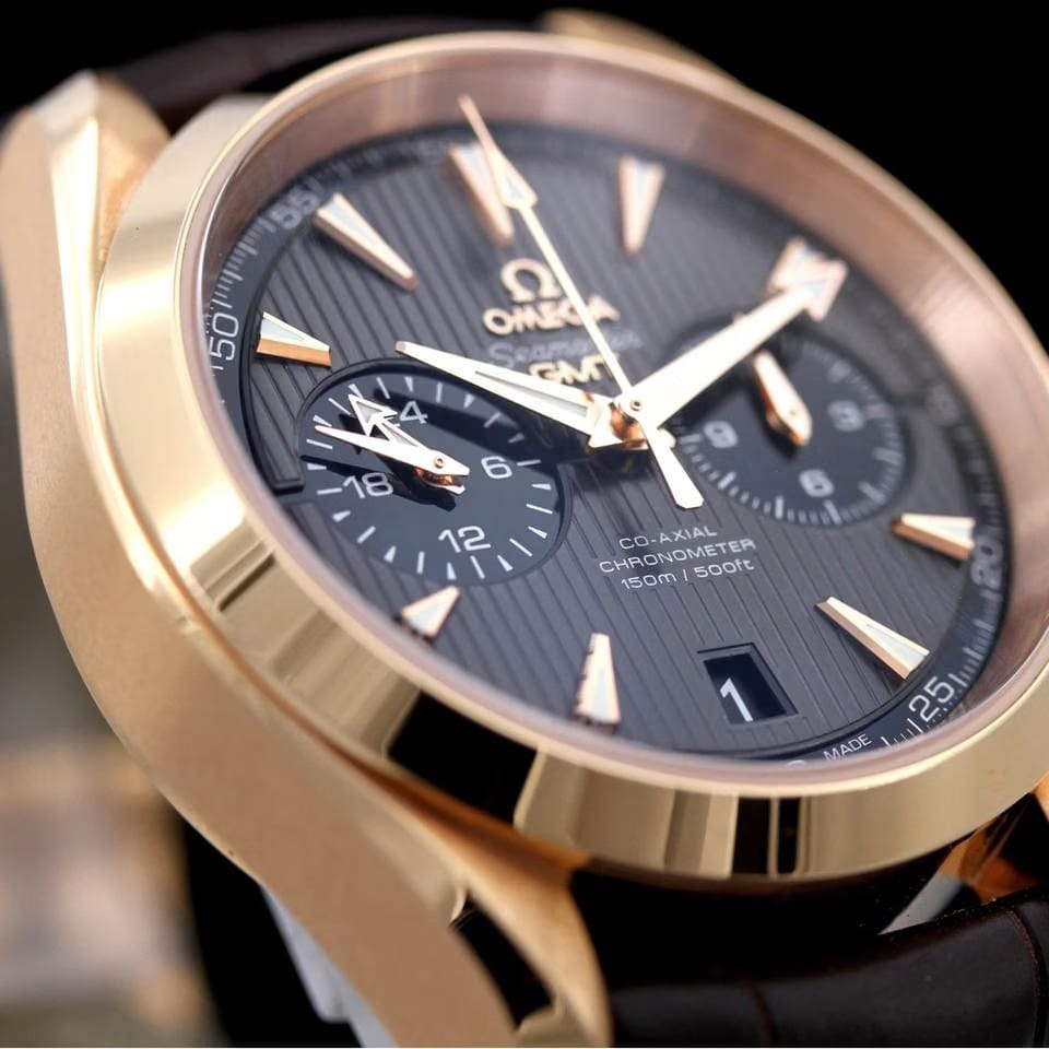 Omega Seamaster Aqua Terra43mm Rotgold Ref. 231.53.43.52.06.001 B+P