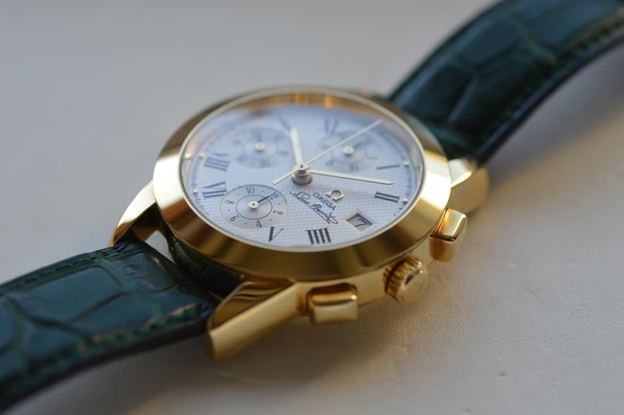 Omega Louis Brandt Chronograph Automatic 18 K Yellow Gold Full Set NOS