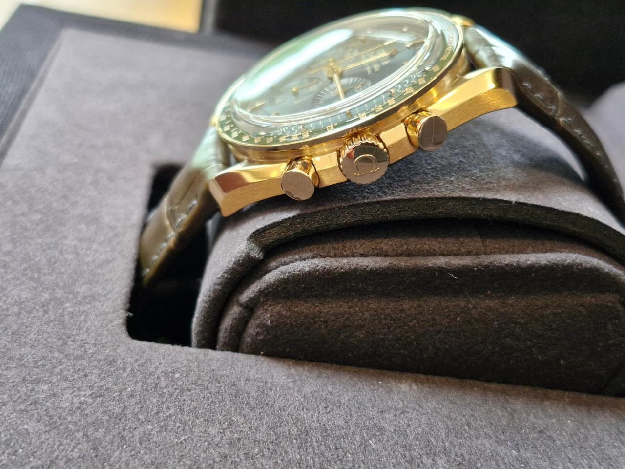 Omega Speedmaster Professional Moonwatch New and unworn 18k Moonshine yellow Gold