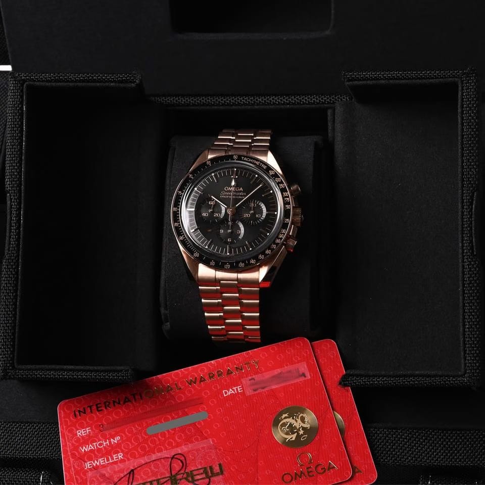 Omega Speedmaster Professional Moonwatch310.63.42.50.10.001 NOS FULLSET