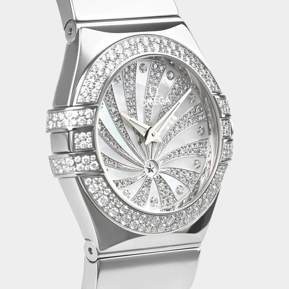 Omega Constellation Quartz White gold / 27 mm / Box&Papers / 123.55.27.60.55.014