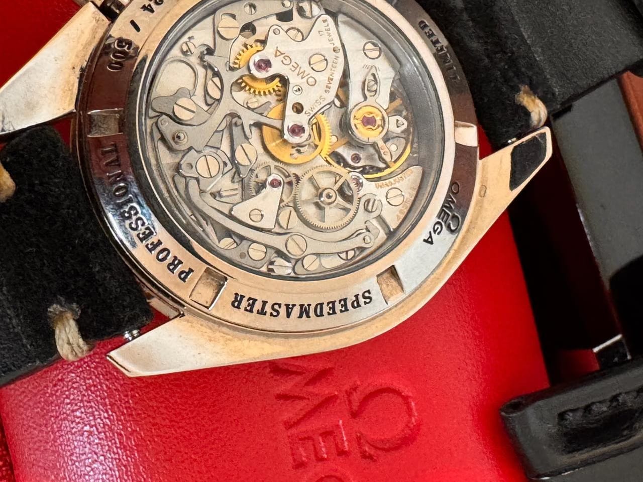 Omega Speedmaster Professional Moonwatch25th Anniversary Apollo XI Vintage 18 K solid white gold limited edition 500 pieces