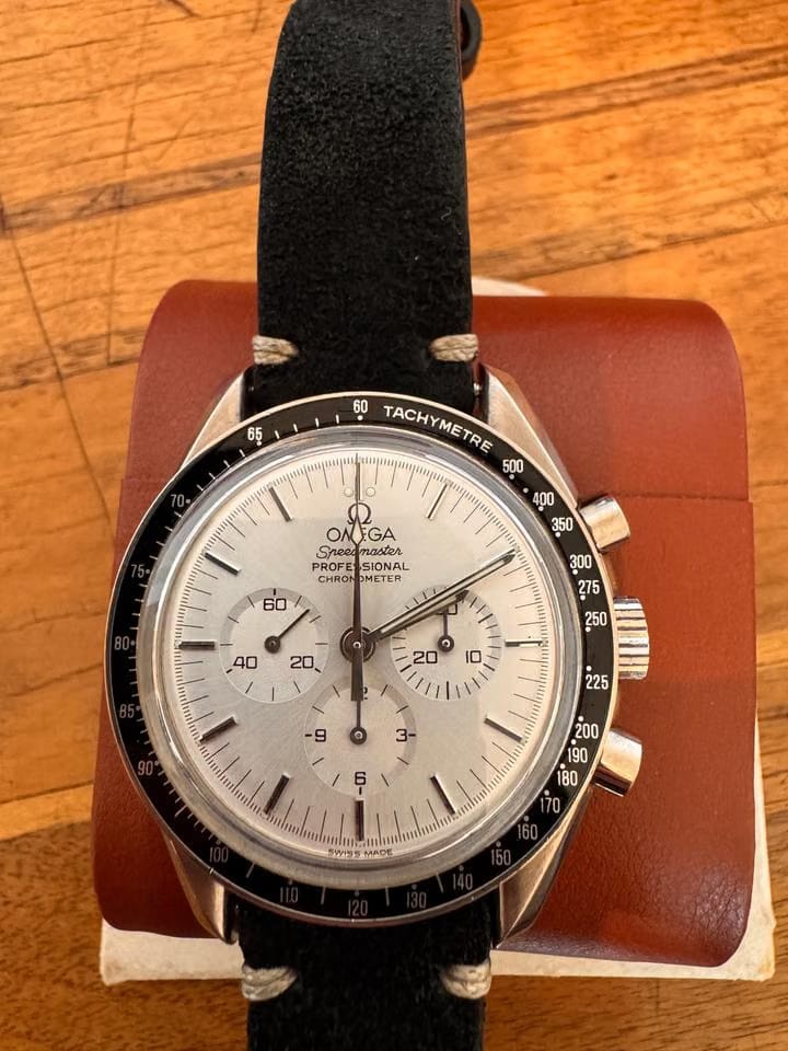 Omega Speedmaster Professional Moonwatch25th Anniversary Apollo XI Vintage 18 K solid white gold limited edition 500 pieces