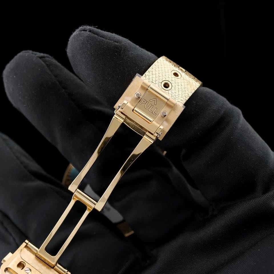 Omega De Ville Trésor36mm Moonshine‑Gold Snow-Setting 768 Diamanten Ref. 428.55.36.60.99.002 B+P