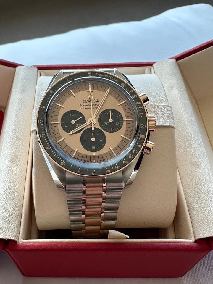 Omega Speedmaster Professional Moonwatch Nuovo mai indossato Unworn 08/2024 stickers