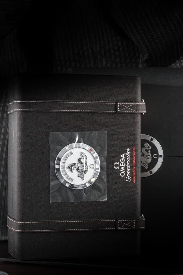 Omega Speedmaster Professional Moonwatch Caliber 321 "ed White" 39,7mm Box & Papers