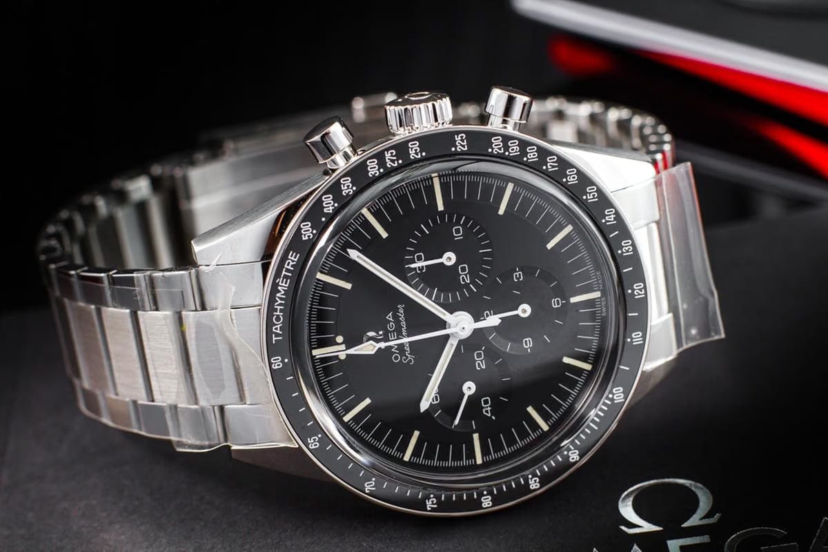 Omega Speedmaster Professional Moonwatch Caliber 321 "ed White" 39,7mm Box & Papers