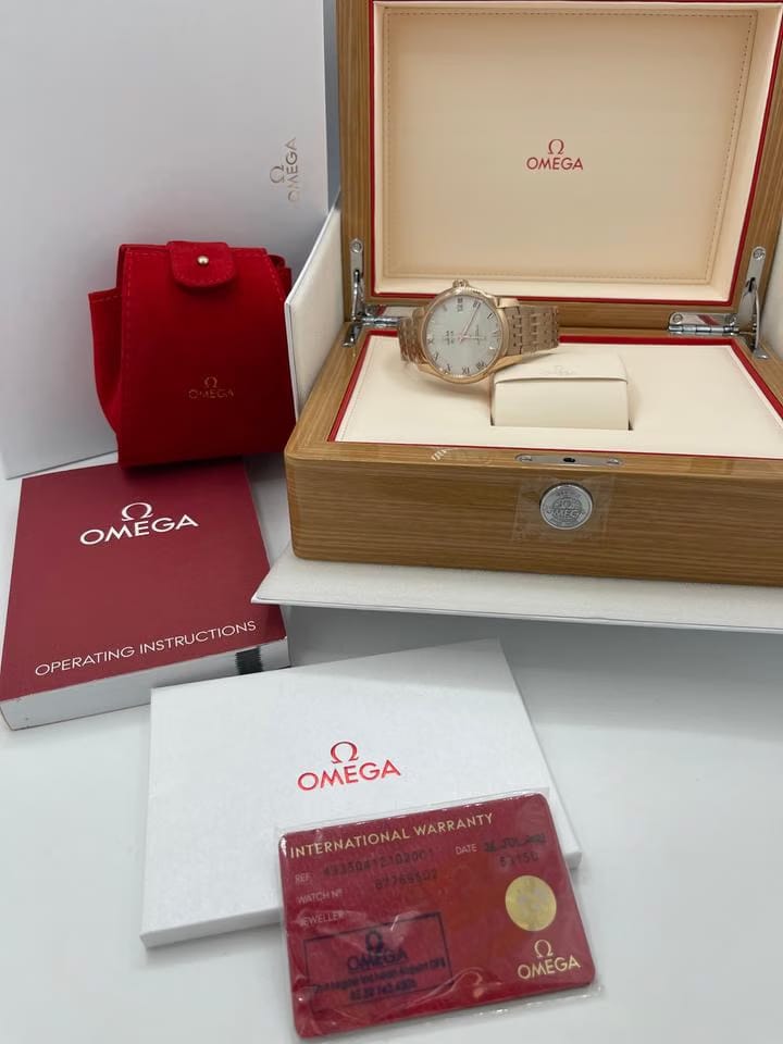 Omega De Ville Hour Vision Co-axial Master Chronometer 43350412102001 18k Sedna Gold 41 mm