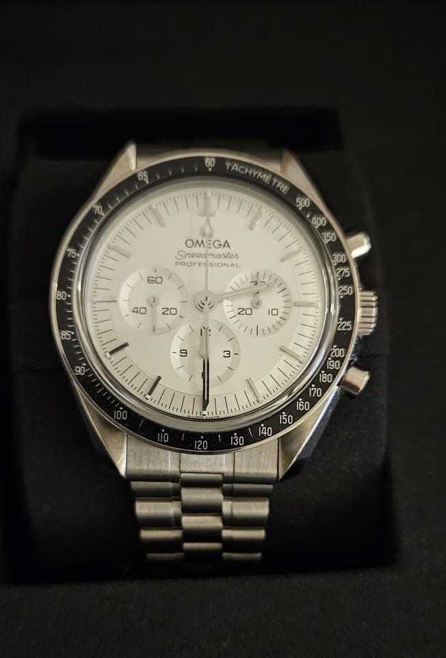 Omega Speedmaster Professional Moonwatch Co-Axial Master Chronometer OMEGA SPEEDMASTER MOONWATCH WHITE GOLD CANOPUS COMPLETE SET