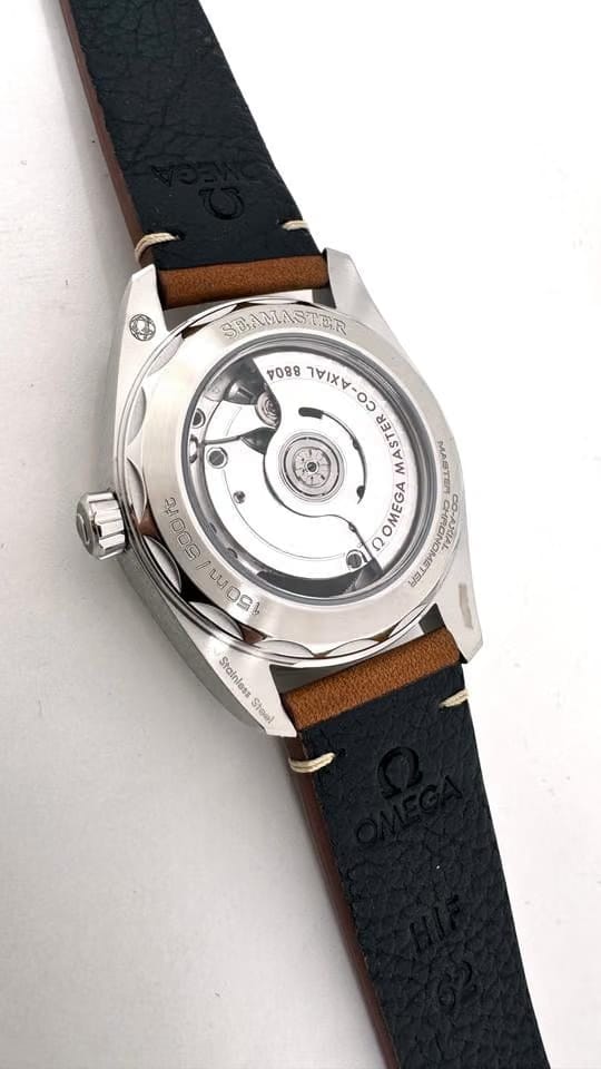 Omega Co-axial Master Chronometer Small Seconds 235.12.38.20.13.001 Full set