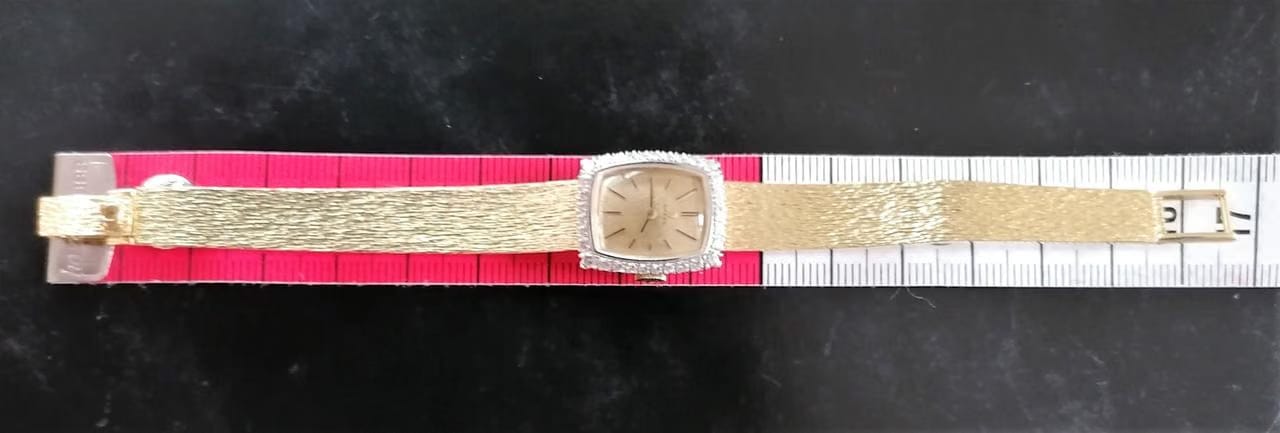 Omega Lady dresswatch gold with diamonda