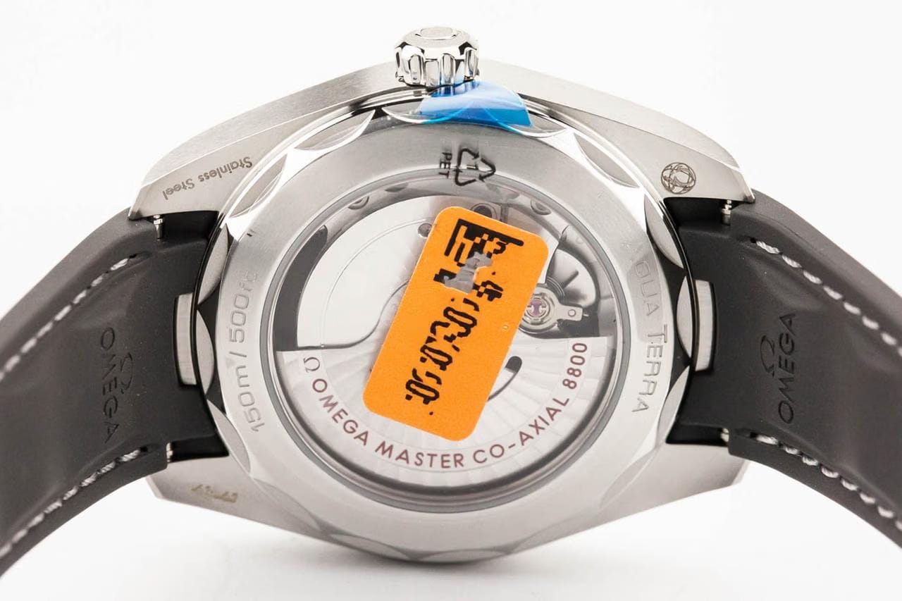 Omega Aqua Terra 8800 38mm White Diver 220.12.38.20.02.001