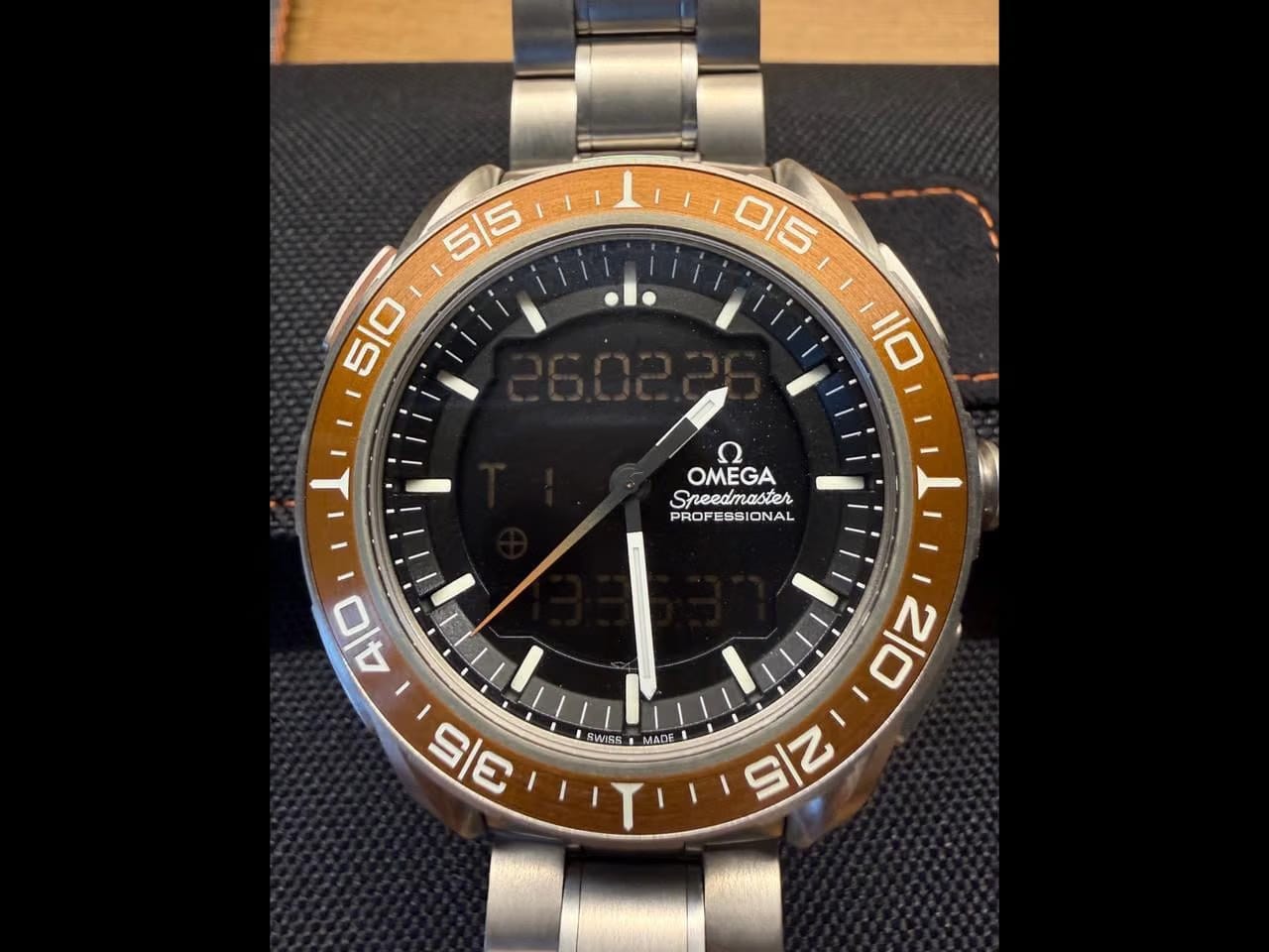 Omega319.90.45.79.01.003 Original box and papers