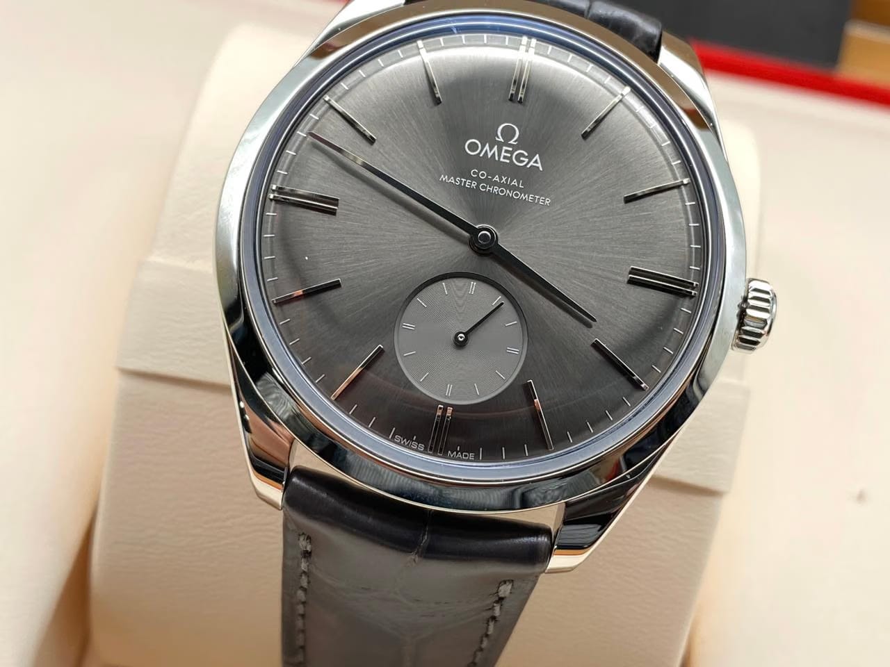 Omega Chronometer Small Seconds 40 Mm Co‑axial Master De