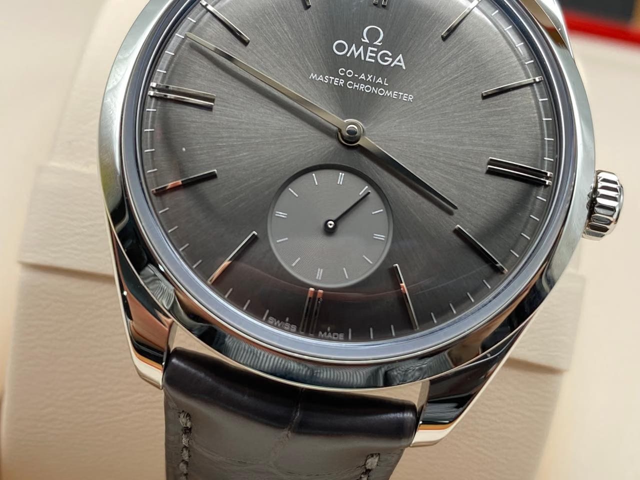 Omega Chronometer Small Seconds 40 Mm Co‑axial Master De