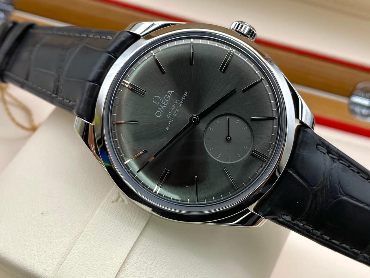 Omega Chronometer Small Seconds 40 Mm Co‑axial Master De