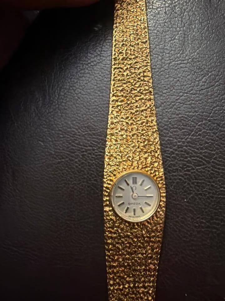 Omega Quartz 1969 ultra rare Gold