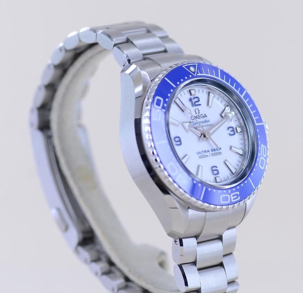 Omega Seamaster Ultra Deep White Dial O‑MEGASTEEL‑Band 45,5mm 6000 Meter Diver B+P