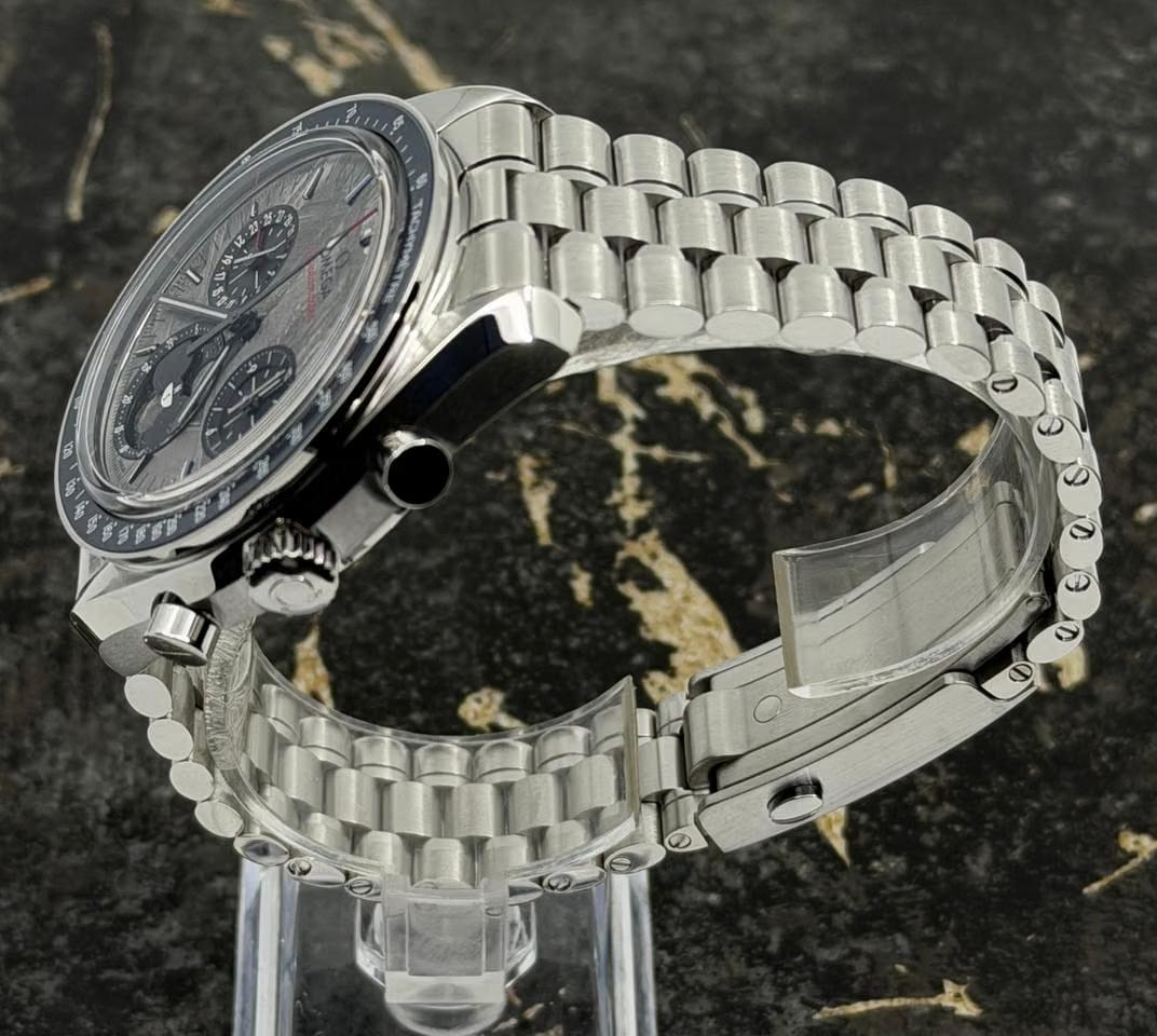 Omega New 2026 - Speedmaster Moonphase Meteorite Dial - 304.30.43.52.06.001