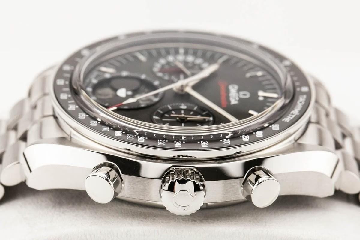 Omega Speedmaster Moonphase Meteorite Black dial 43mm 304.30.43.52.01.001 Master Chronometer Certified