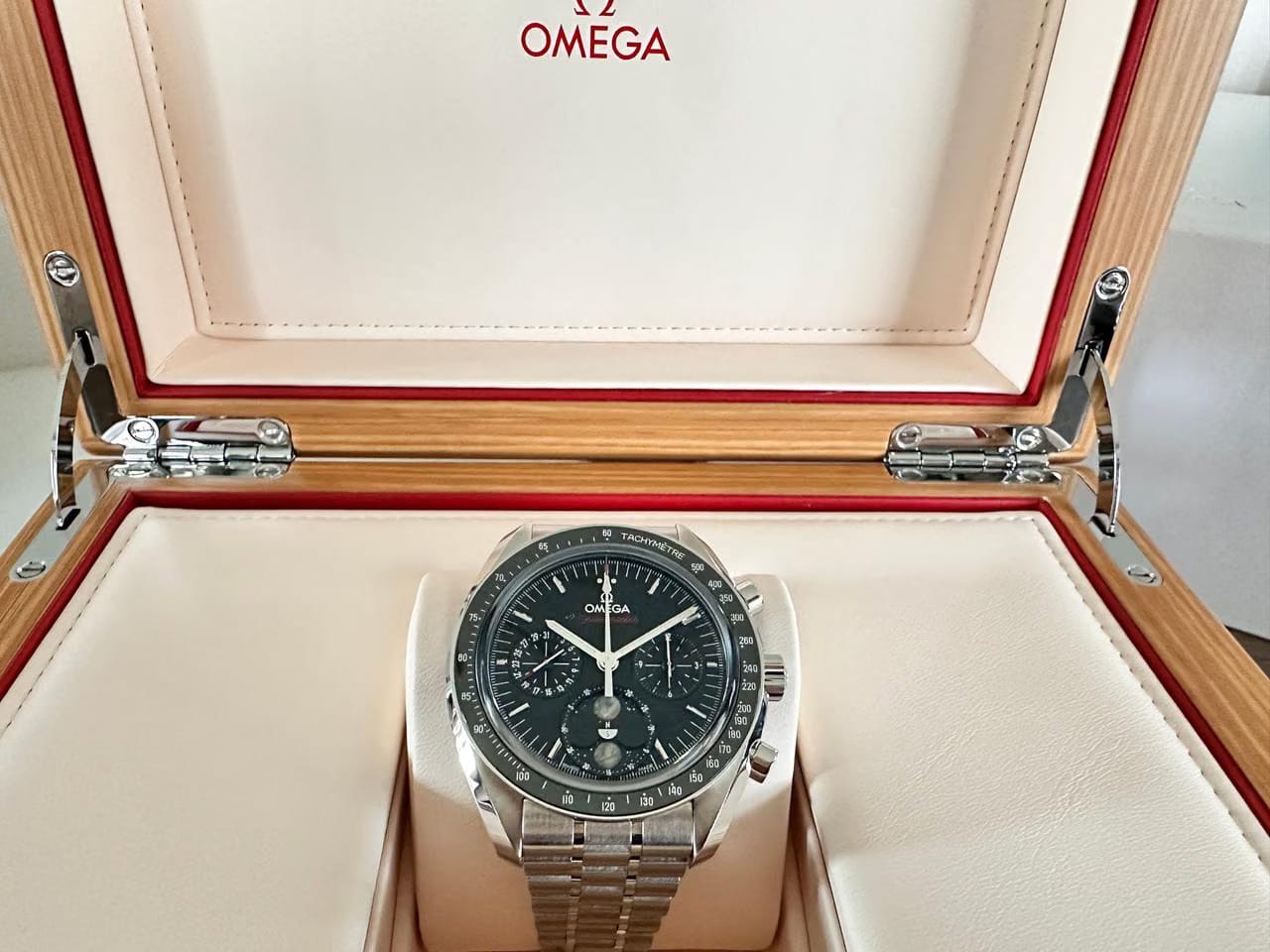 Omega Speedmaster Moonphase Meteorite Unworn 2025