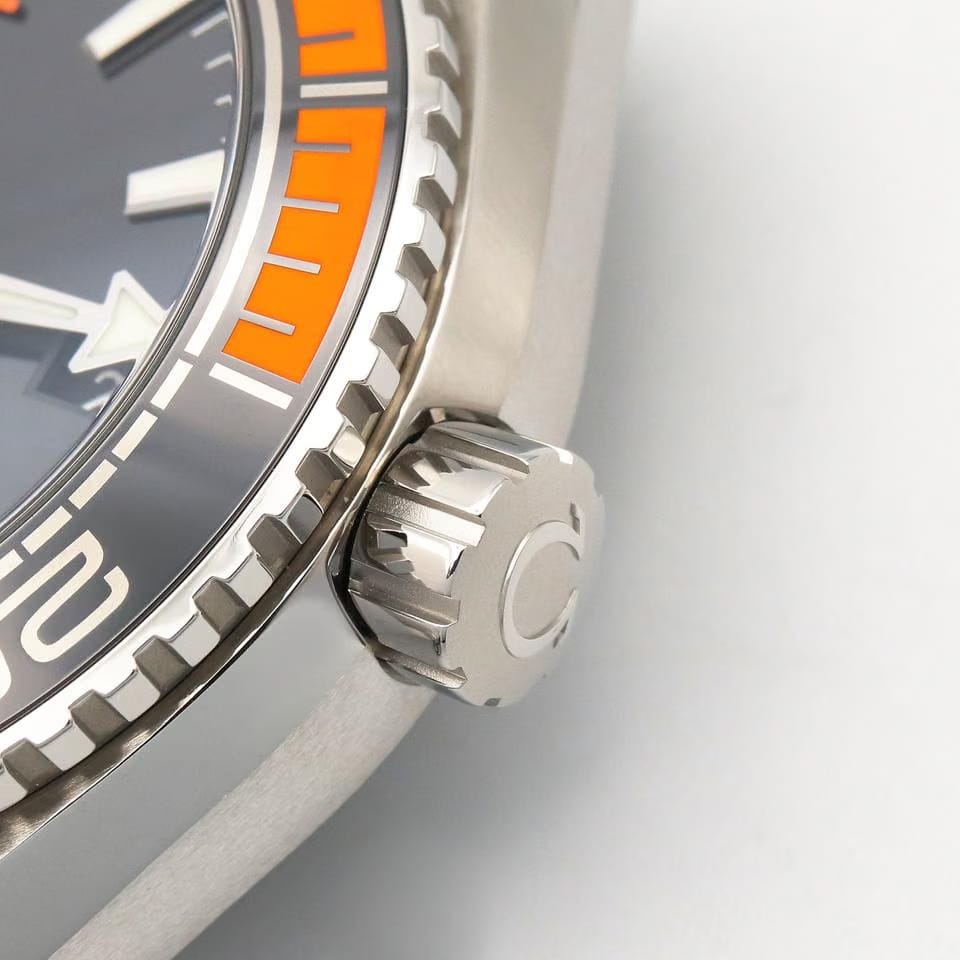 Omega Seamaster Planet Ocean Wrist Watch Automatic SS NEW mens