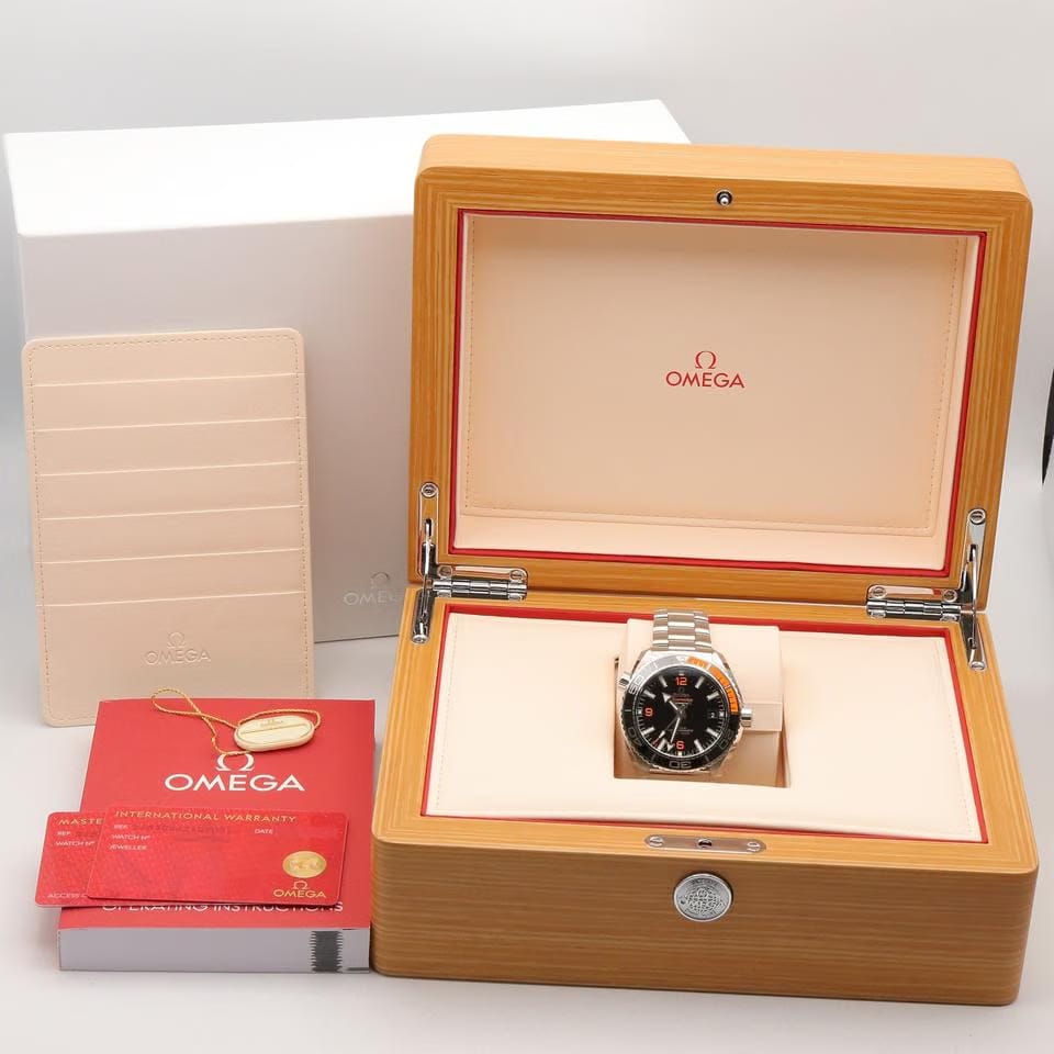 Omega Seamaster Planet Ocean Wrist Watch Automatic SS NEW mens