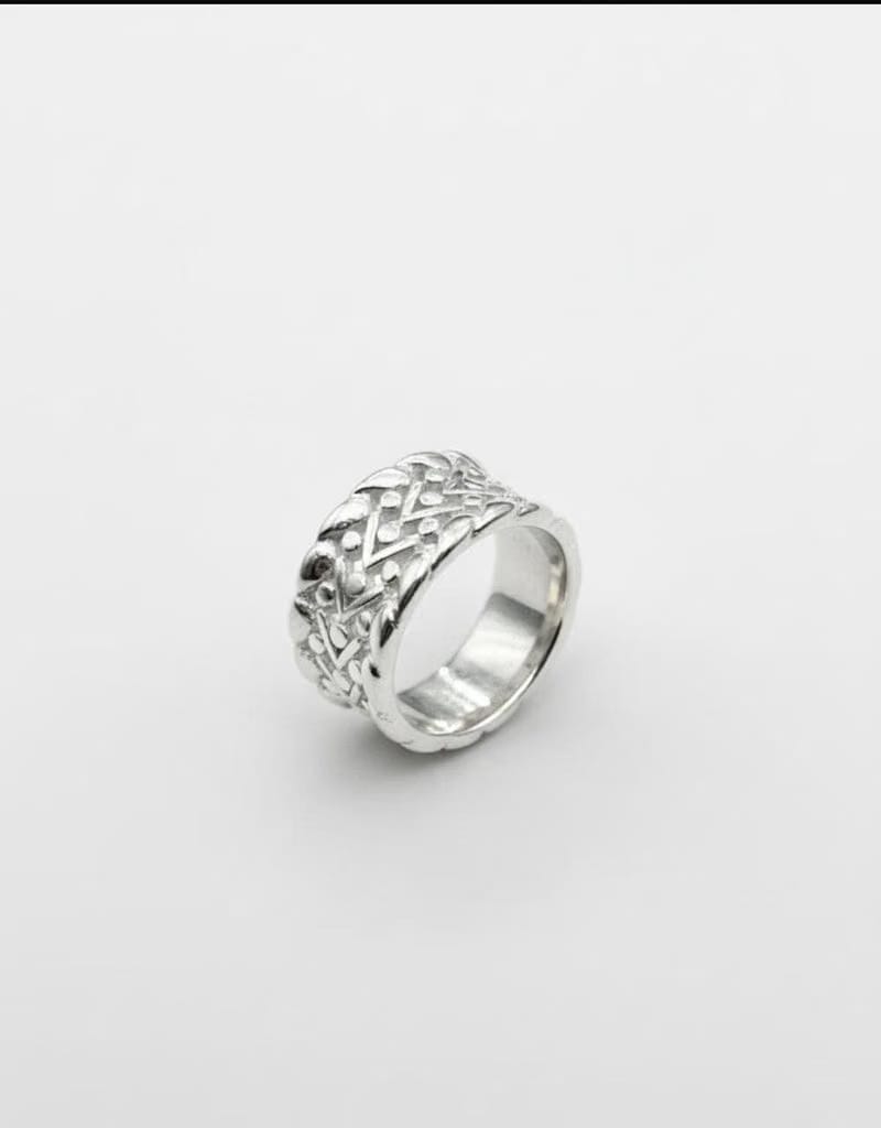 Nexus Ring