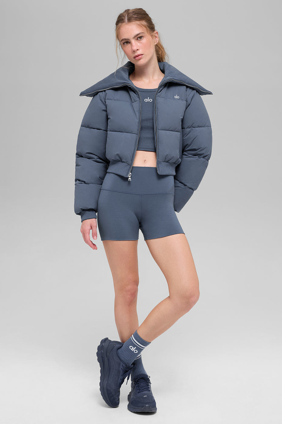 Alo Yoga Captivate Puffer - Bluestone