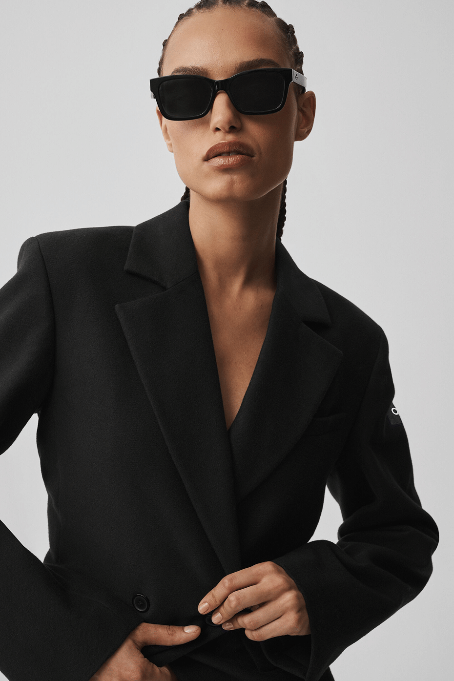 Alo Yoga Cinch Blazer - Black