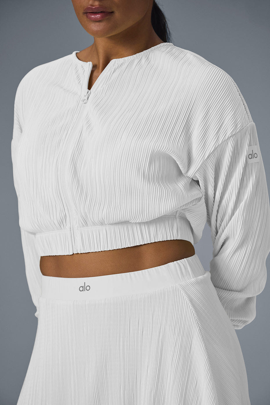 Alo Yoga Cropped Micro Plisse Jacket - White