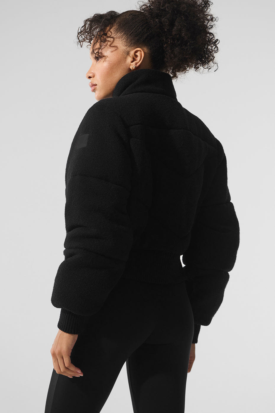 Alo Yoga Darling Sweater Puffer - Black