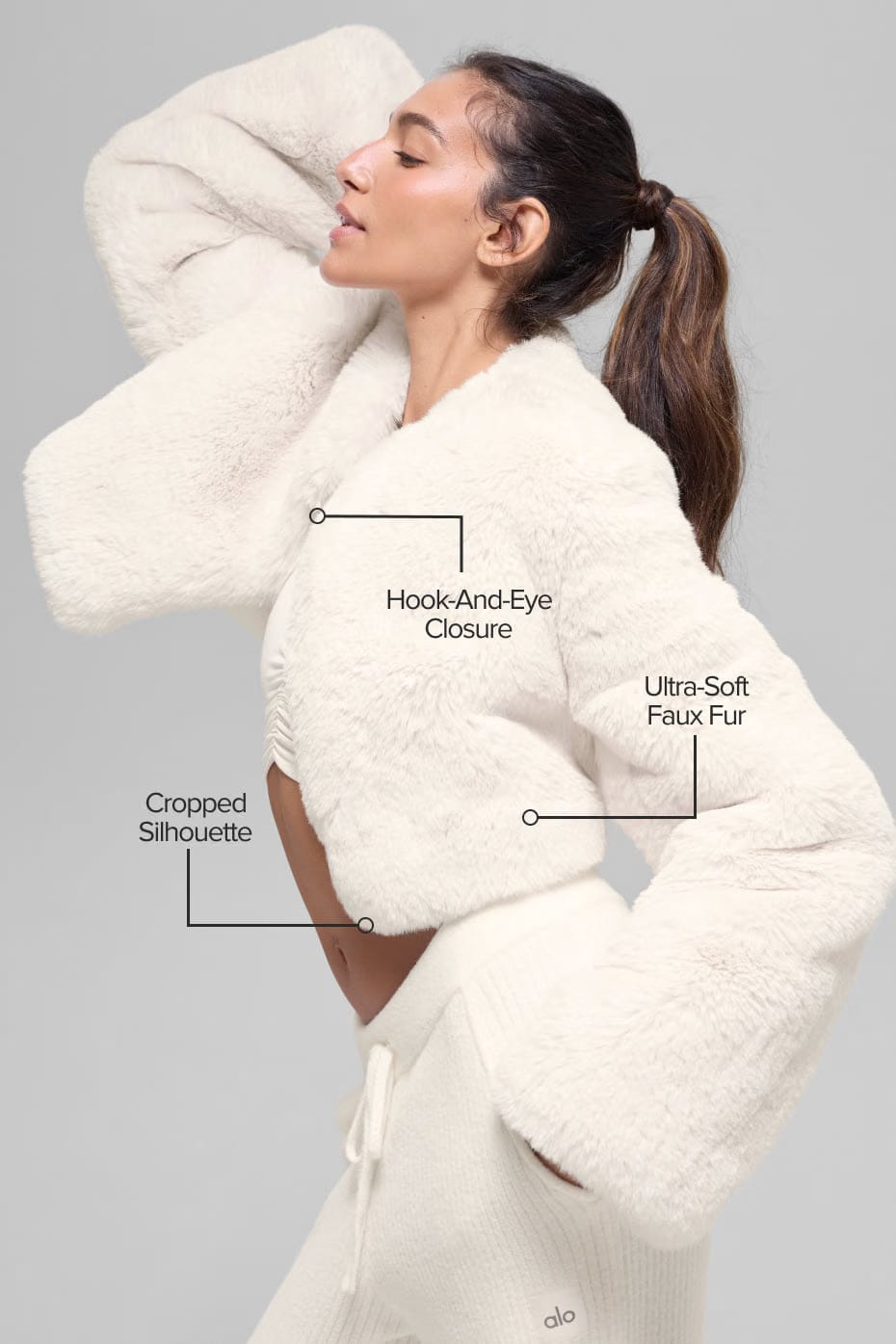 Alo Yoga Faux Fur Chic Cropped Jacket - Ivory