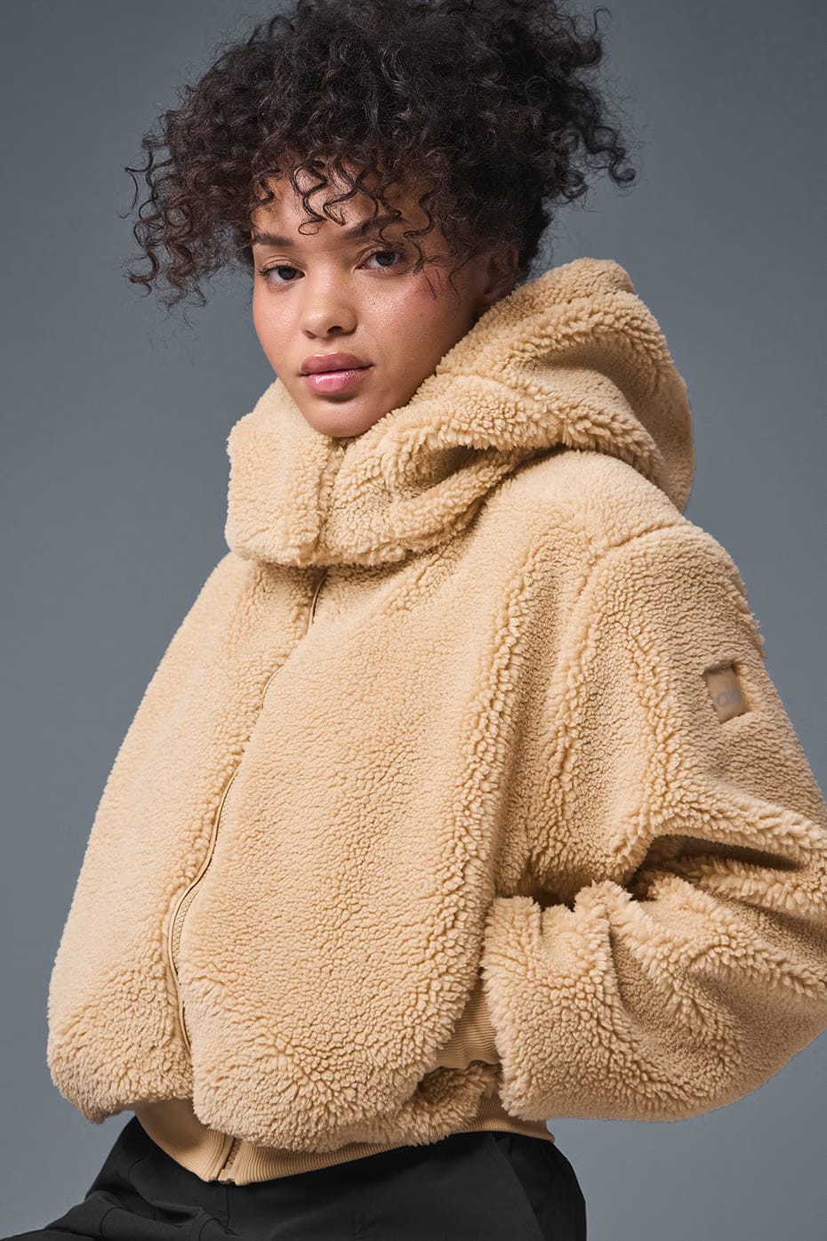 Alo Yoga Foxy Sherpa Jacket - Camel