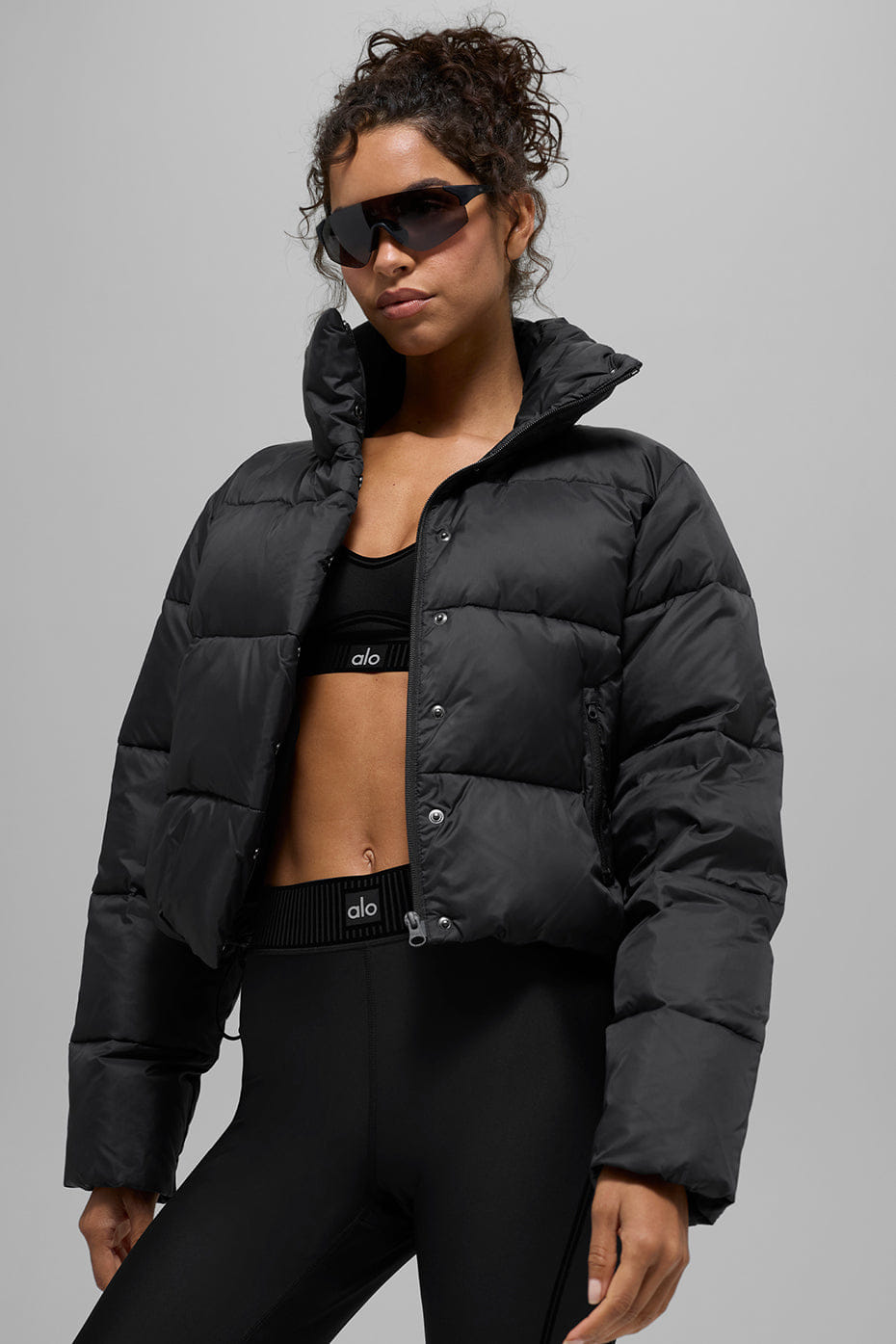 Alo Yoga Gold Rush Puffer - Black