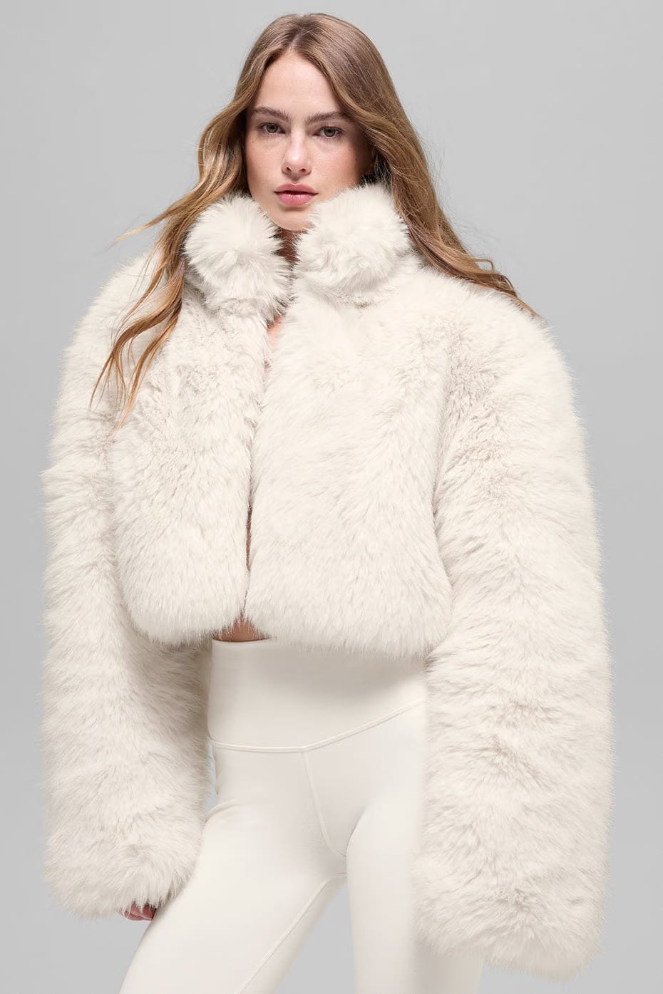Alo Yoga Opulent Faux Fur Cropped Jacket - Ivory
