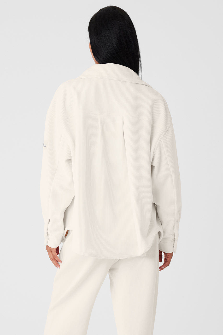 Alo Yoga Ribbed Velour Mountain Side Shacket - Ivory