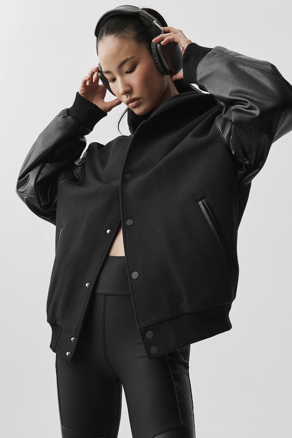 Alo Yoga Select Hooded Bomber Jacket - Black