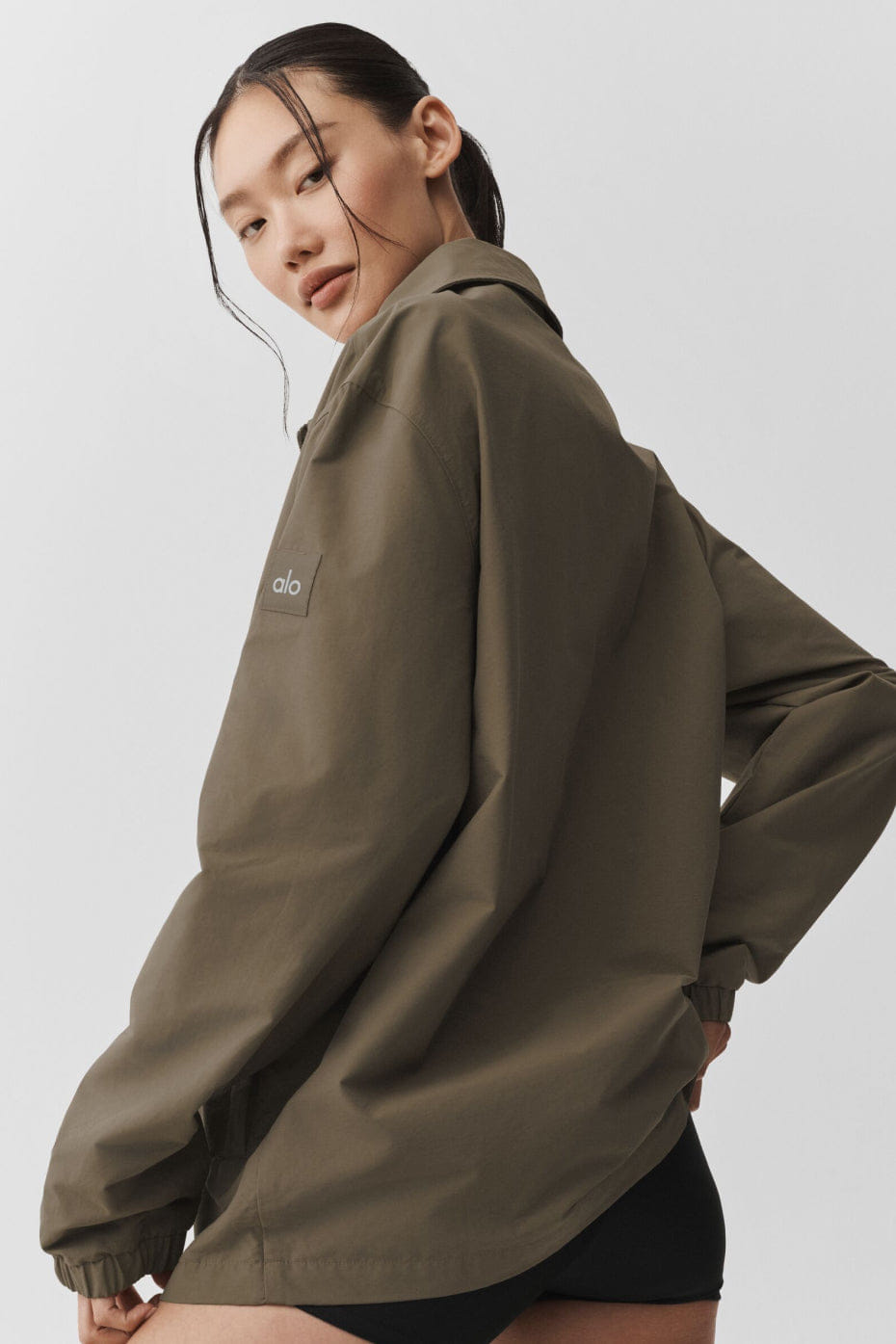 Alo Yoga Torrent Overshirt - Olive Tree