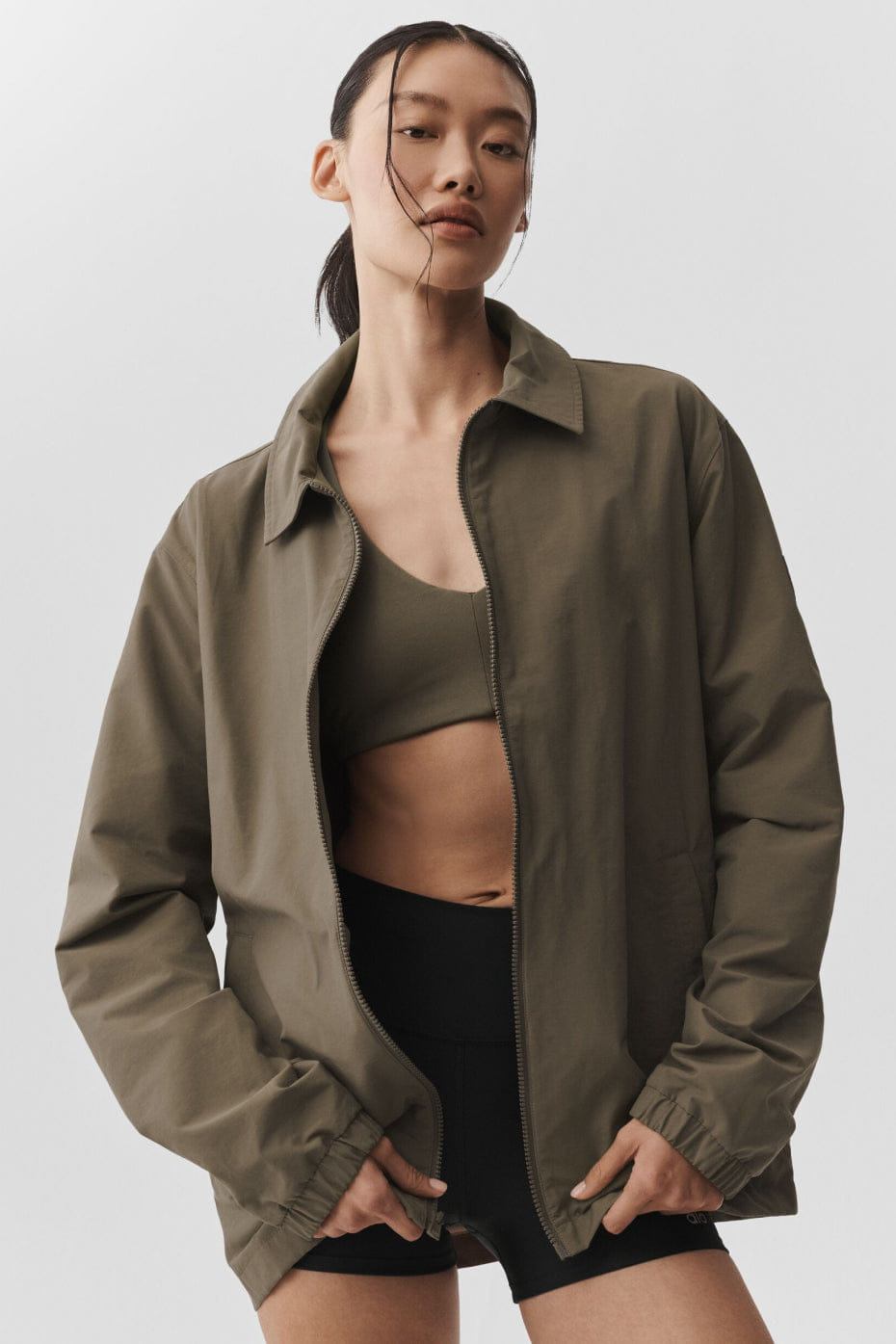 Alo Yoga Torrent Overshirt - Olive Tree