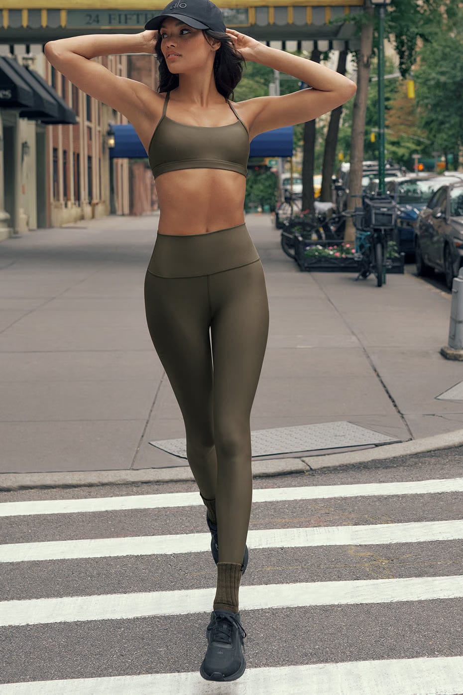Alo Yoga 7/8 High-Waist Airlift Legging - Olive Tree