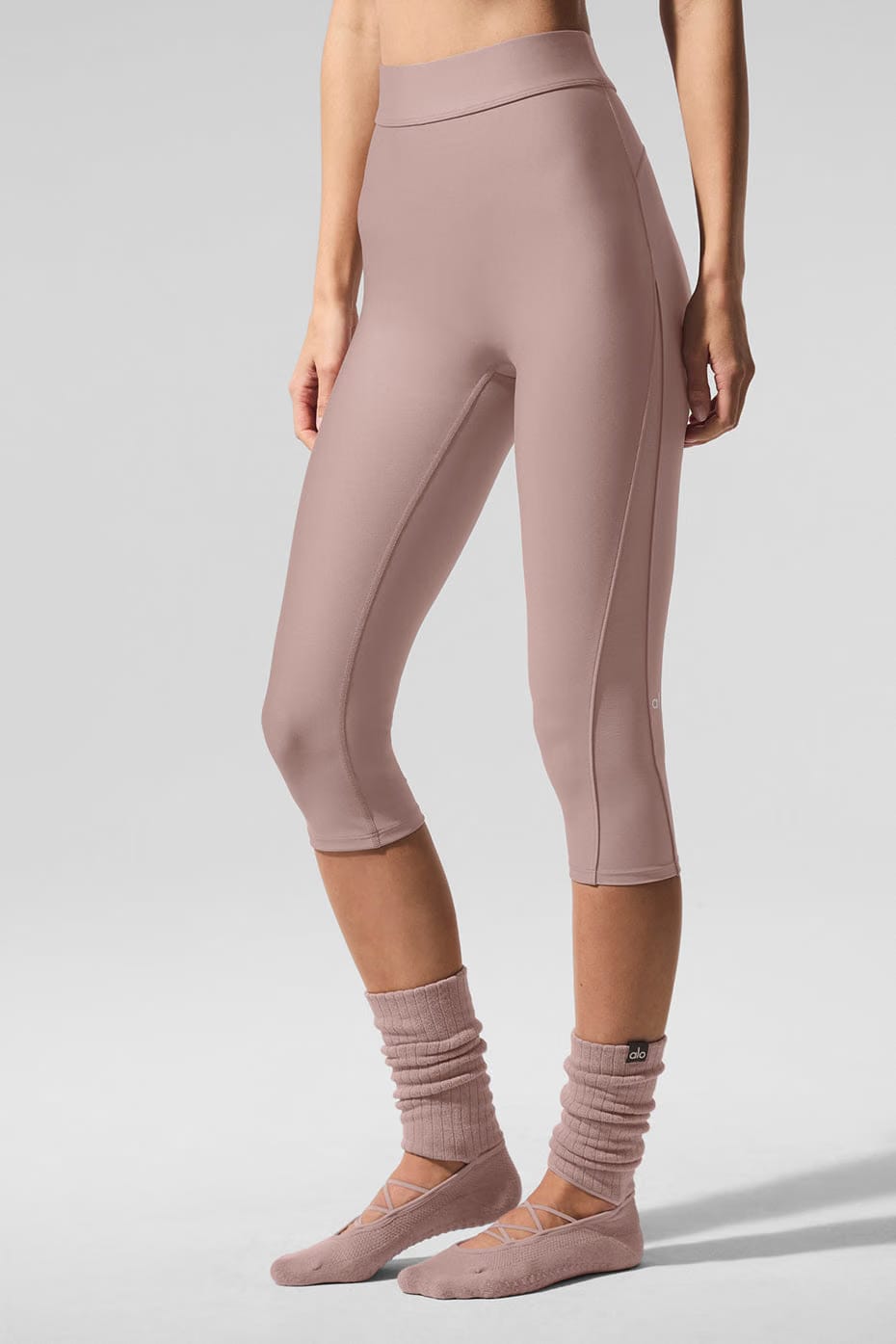 Alo Yoga Airlift Mesh High-Waist Just Right Capri - Taupe