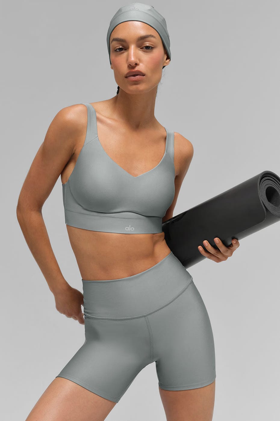 Alo Yoga 5" Airlift Energy Short - Lunar Grey