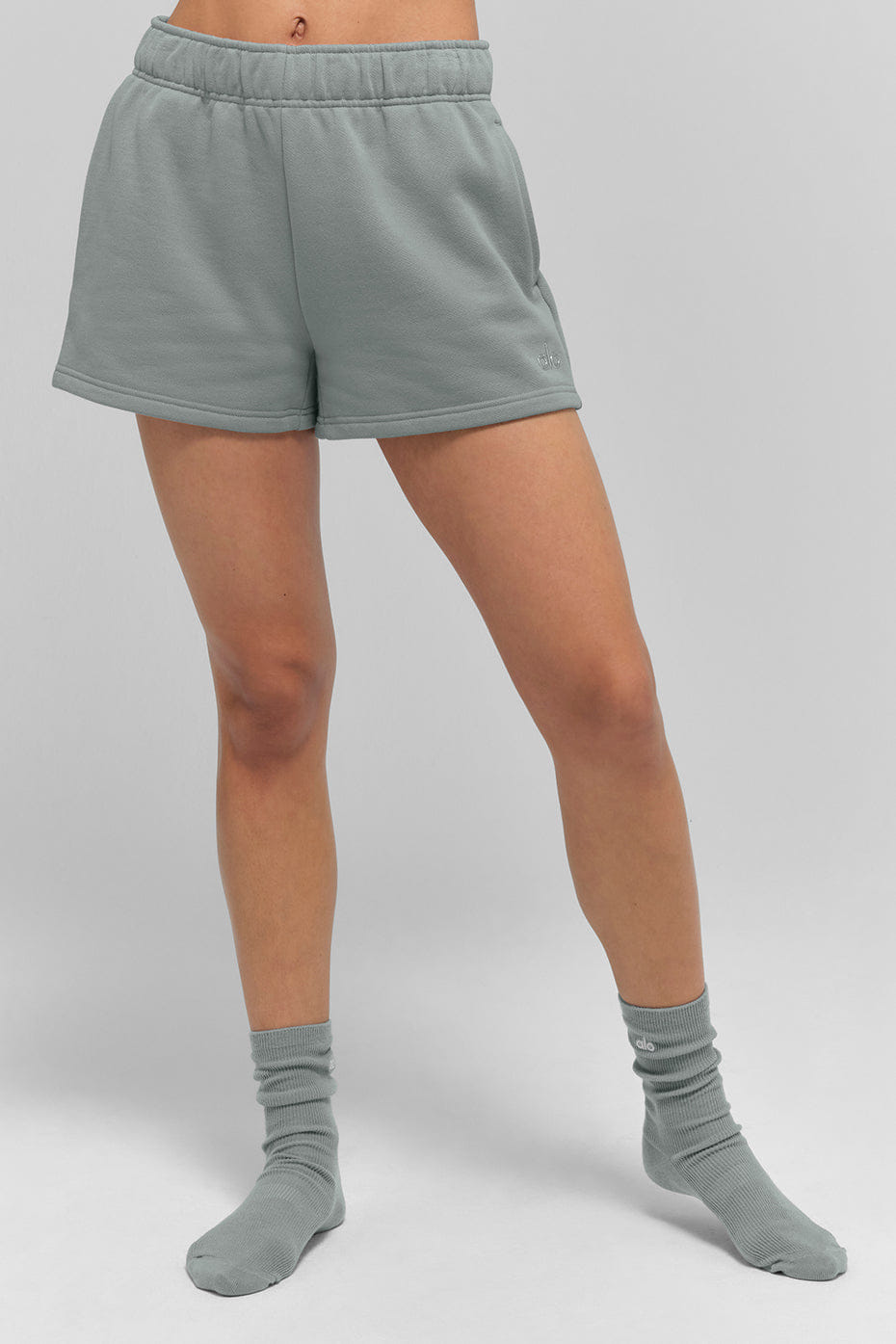 Alo Yoga Accolade Short - Lunar Grey