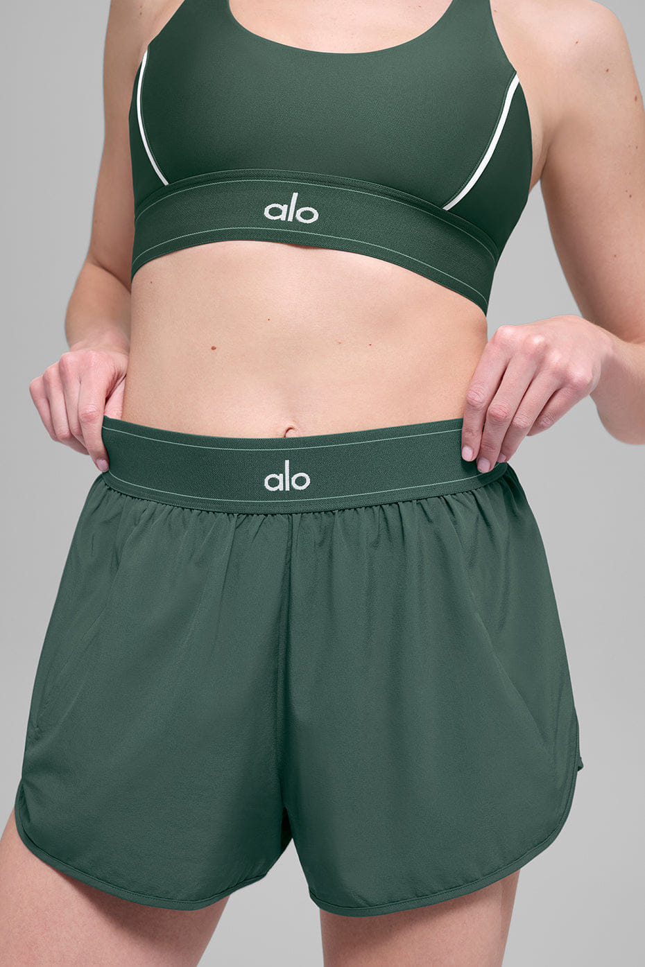 Alo Yoga Match Point Short - Clover Green